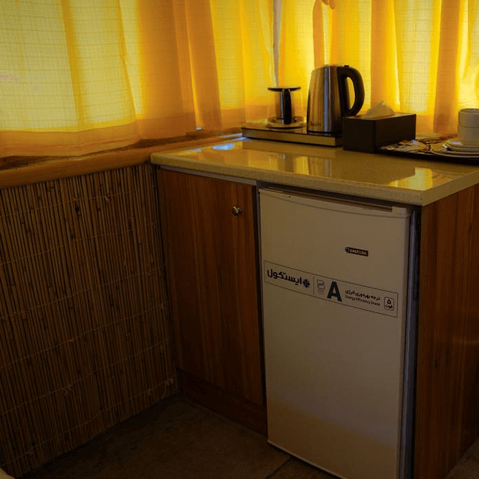 کلبه جنگلی در جنگل های سه هزار تنکابن - اکونومی افرا  نما