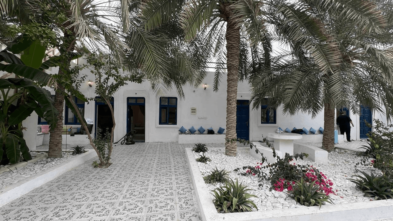 اجاره اقامتگاه بومگردی در روستای سهیلی قشم - چهارتخته محوطه