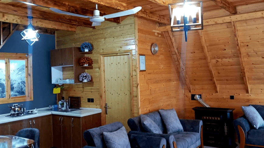 کلبه سوئیسی دوبلکس در روستا درازکلا شیرگاه نما کلبه 