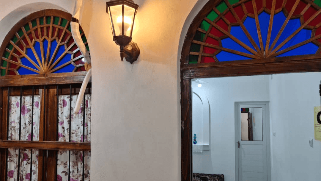 اجاره اتاق سنتی نزدیک ساحل در بندرگاه - ساحل 15 متری