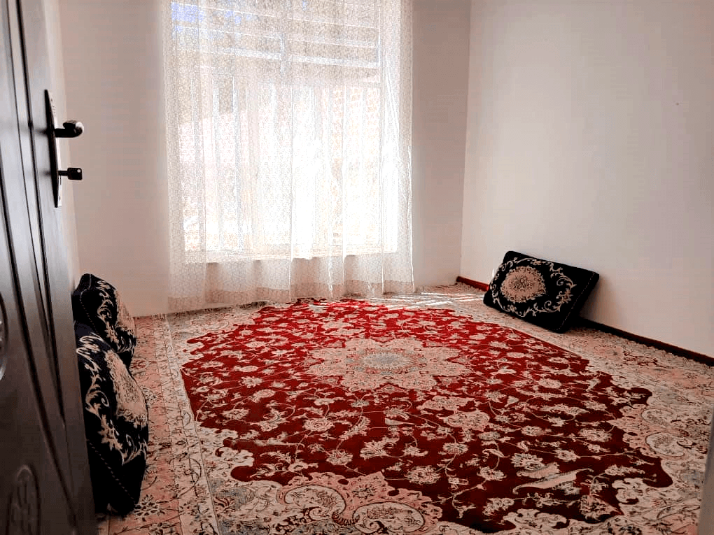اجاره منزل ویلایی در روستا هویج - لاله زار کرمان سالن
