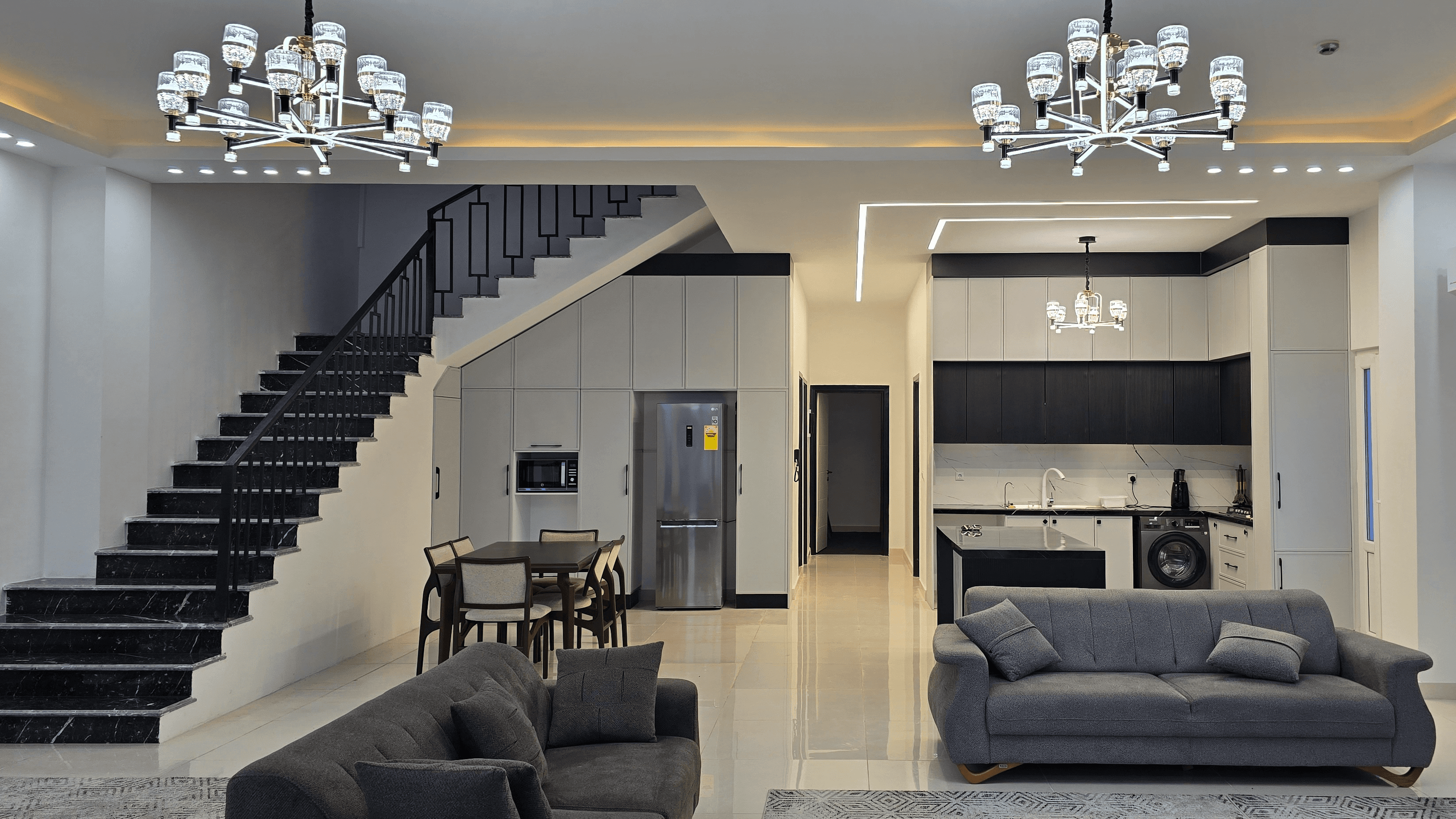 اجاره ویلا استخر روباز نزدیک ساحل در شهرک چهل عمارت قشم  نما ویلا 