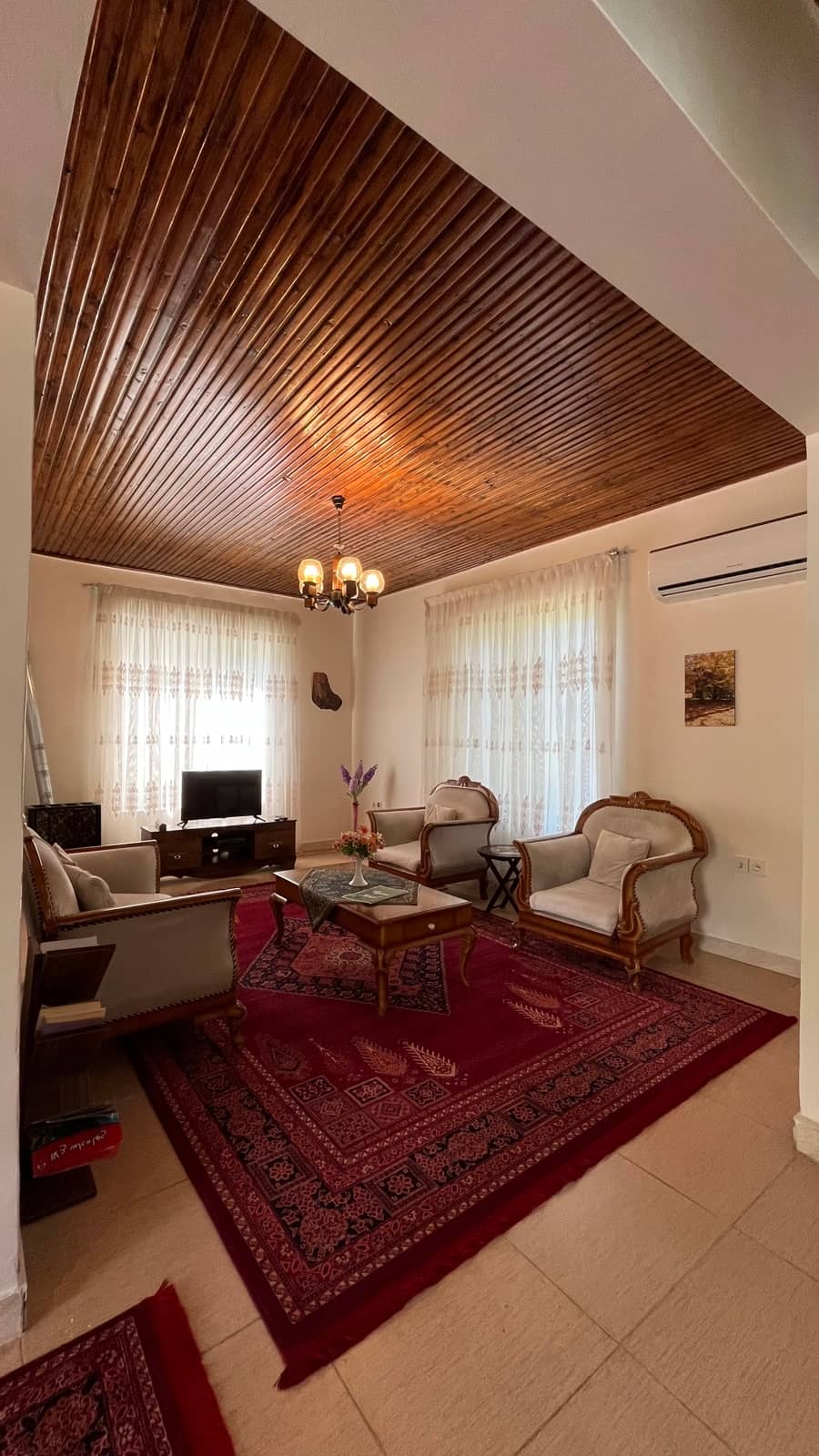 بومگردی در روستا بالاده اسالم - شمس تبریزی نما واحد شمس تبریزی 