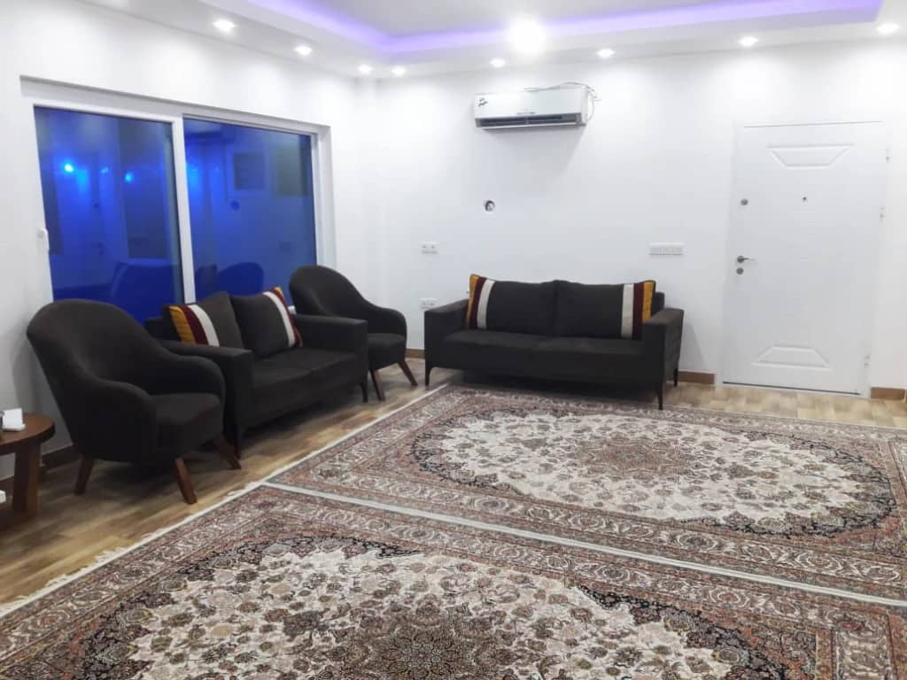 ویلا با استخرسرپوشیده آبگرم در روستای سلاق‌تاج‌محمد گنبدکاووس  استخر 