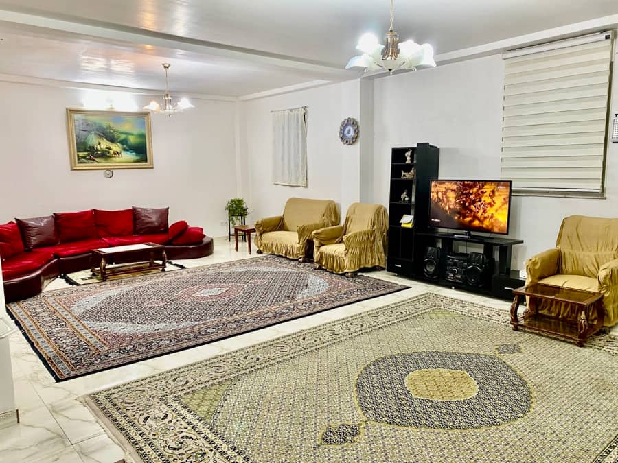 ویلا باغ دوخواب در روستای جبهدار اردبیل - ایلیا نما و حیاط