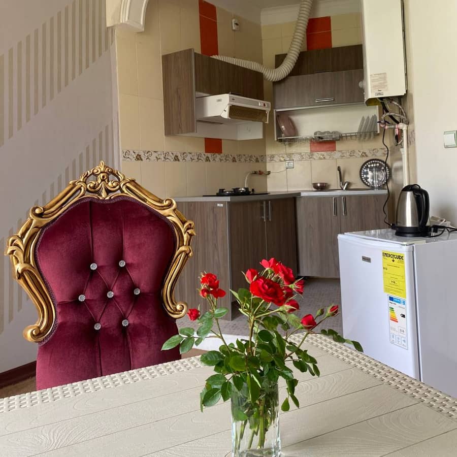 سوئیت کوهستانی در شهمیرزاد - 103  نما و محوطه 