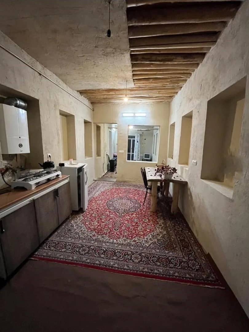 اقامتگاه بومگردی در بافت سنتی قلات - 3 چشم انداز و حیاط 