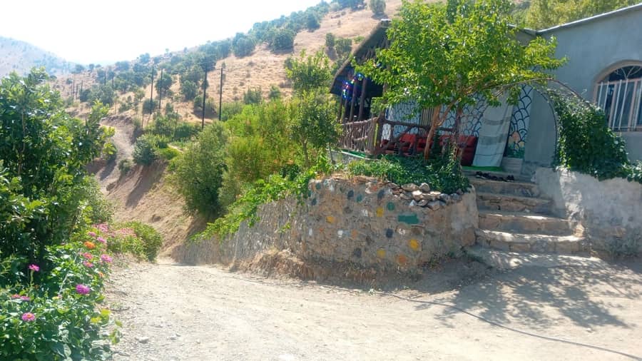 منزل ویلایی رو به دریاچه در روستای زونج چشم انداز 