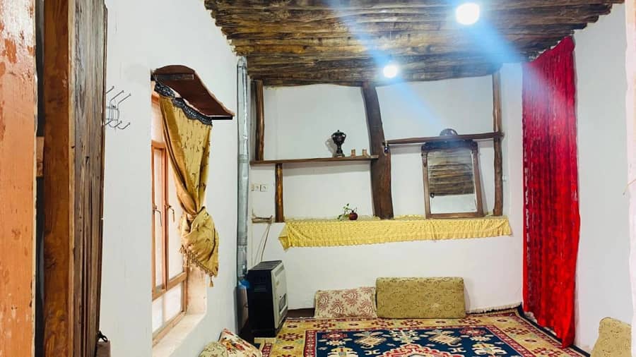 اجاره خانه سنتی درقلعه سرد دهدز - 18 متری نما اقامتگاه