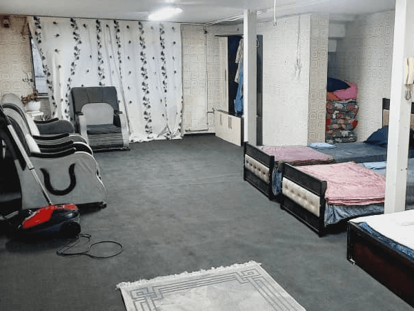 سوییت مبله نزدیک حرم در خیابان 17 شهریور مشهد حیاط 