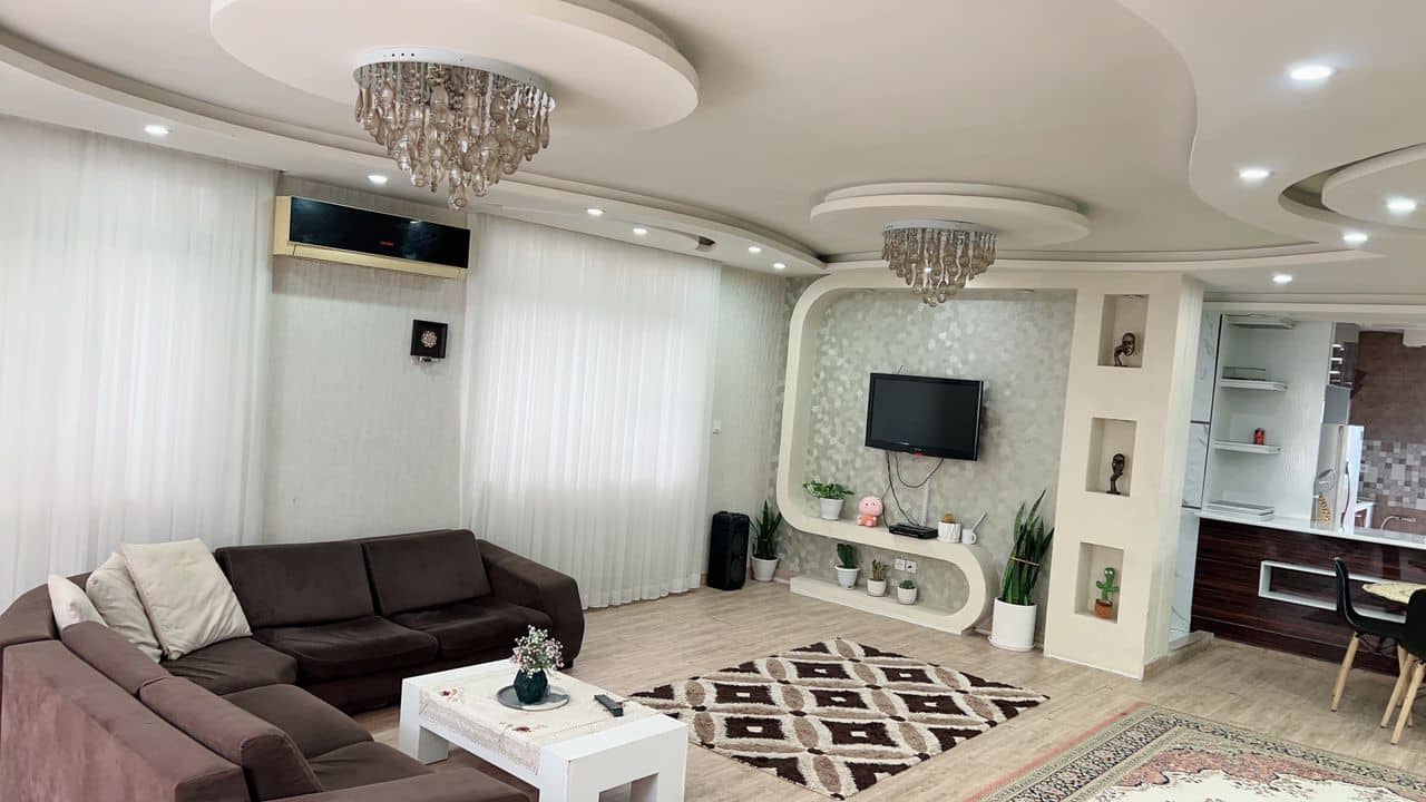 ویلا دوخواب در روستای طالب آباد انزلی  سالن