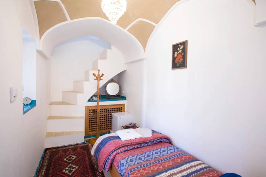 بوتیک هتل سنتی در کاشان - گلزار نما 