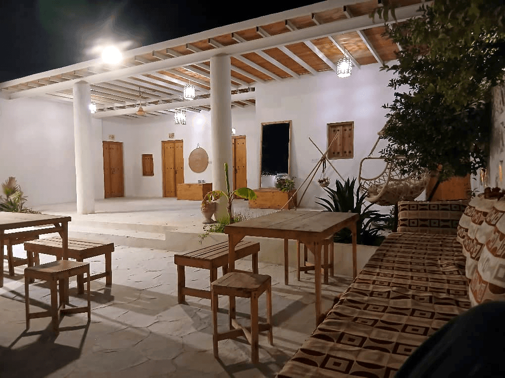  اقامتگاه بومگردی در روستا دیرستان قشم - 7 اتاق 7 دهیل 