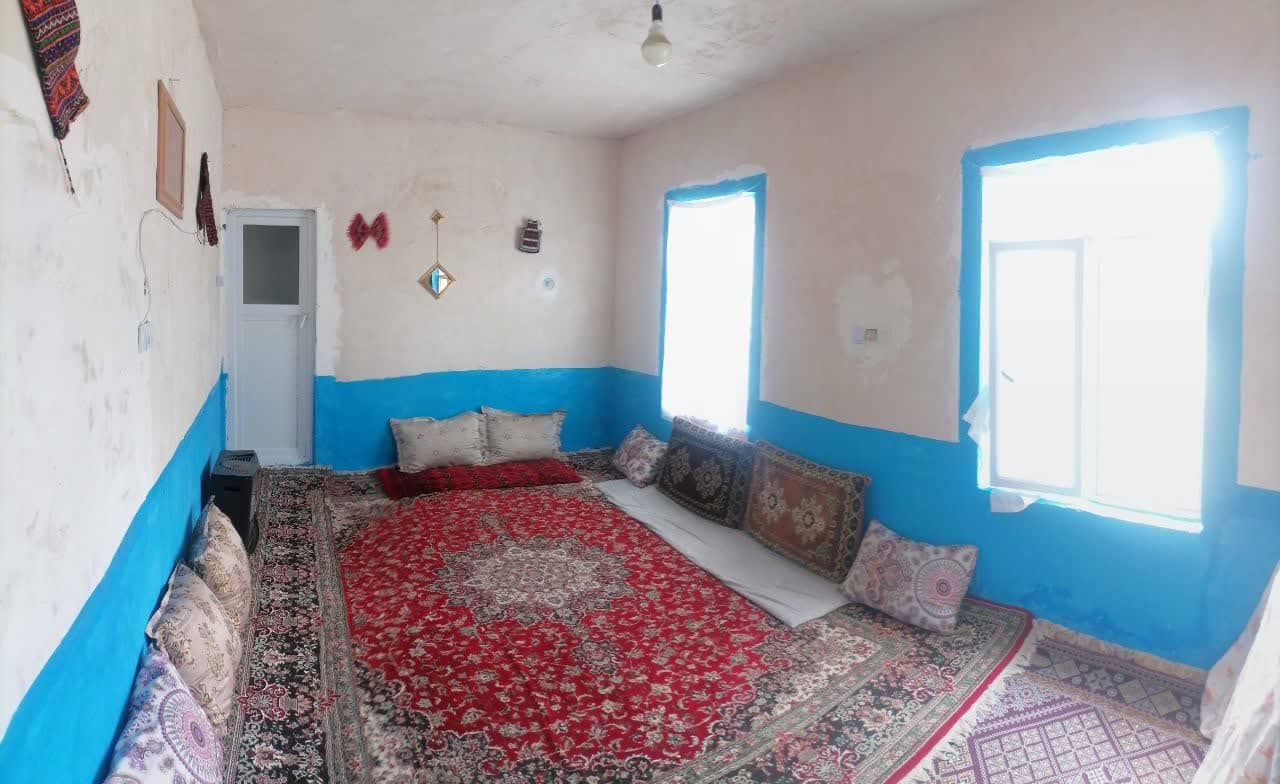 اجاره بومگردی در روستا چهارراه لایین در کلات - 20 متر نما اقامتگاه 