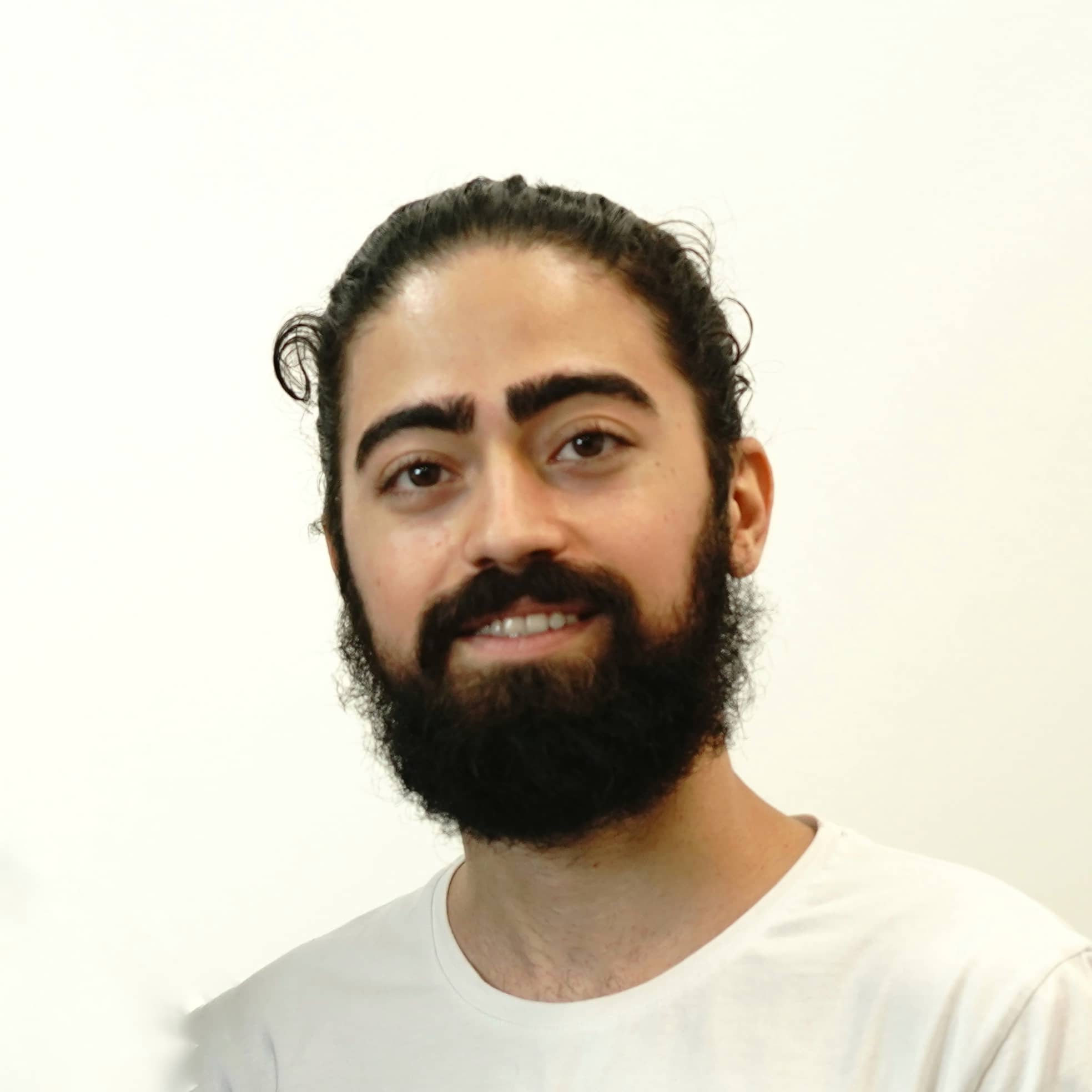 hostIntroImage-کسرا ایرانپور