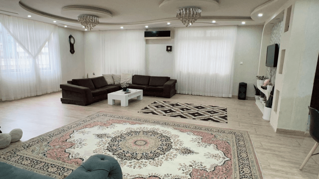 ویلا دوخواب در روستای طالب آباد انزلی  سالن