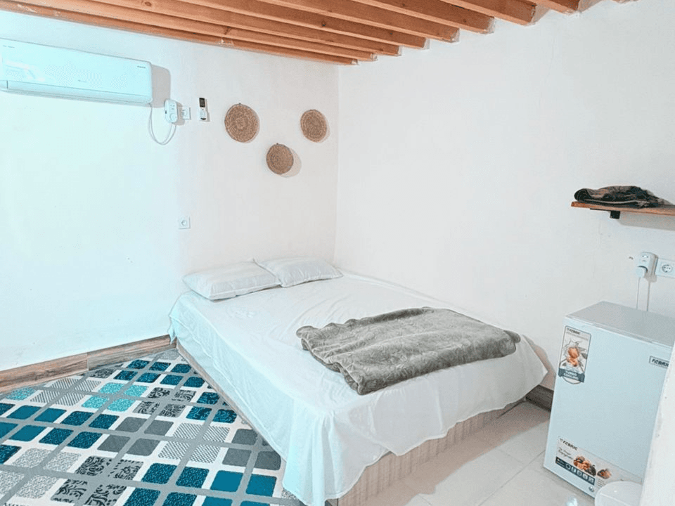 ویلا استخر روباز آبسرد در تنب پارسان سوزا - چهار خواب  استخر و حیاط مجموعه 