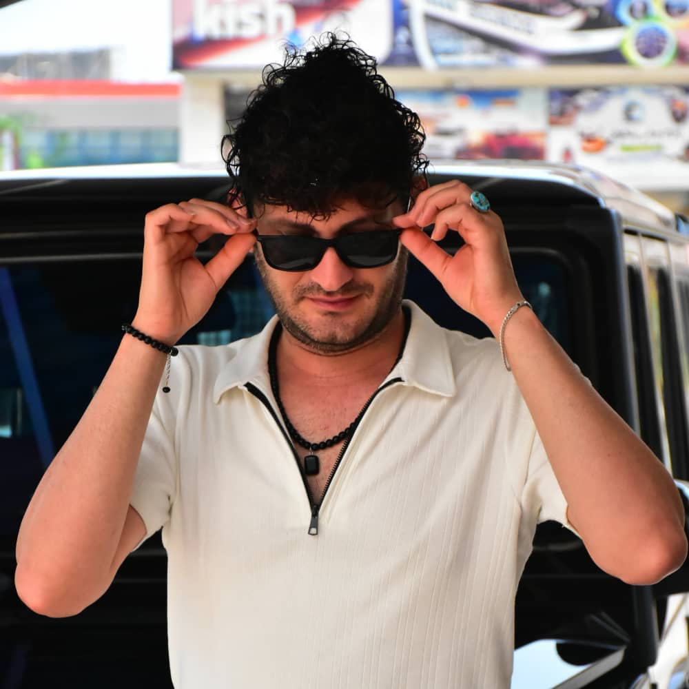 hostIntroImage-عباس شکیبایی