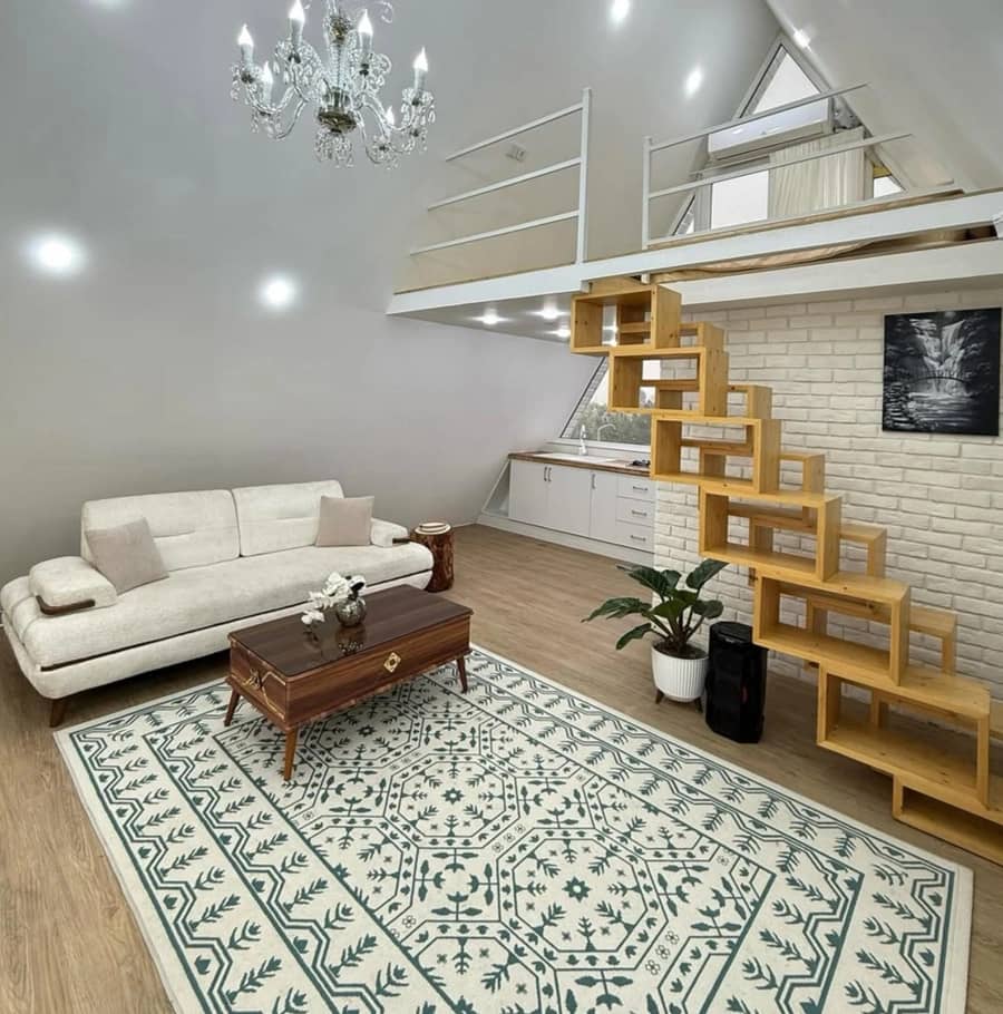 کلبه سوئیسی با استخر روباز آبگرم در رستم کلا - بهشهر  کلبه سوئیسی 