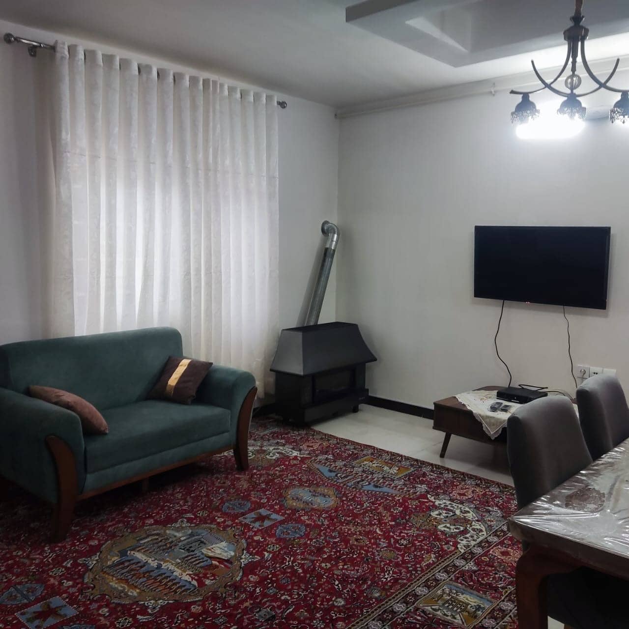 ویلا ساحلی تکخواب در میرود بابلسر آشپزخانه 