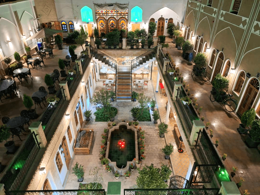 اجاره اتاق چهار تخته در هشت بهشت اصفهان - استاندارد  چهار تخته استاندارد 