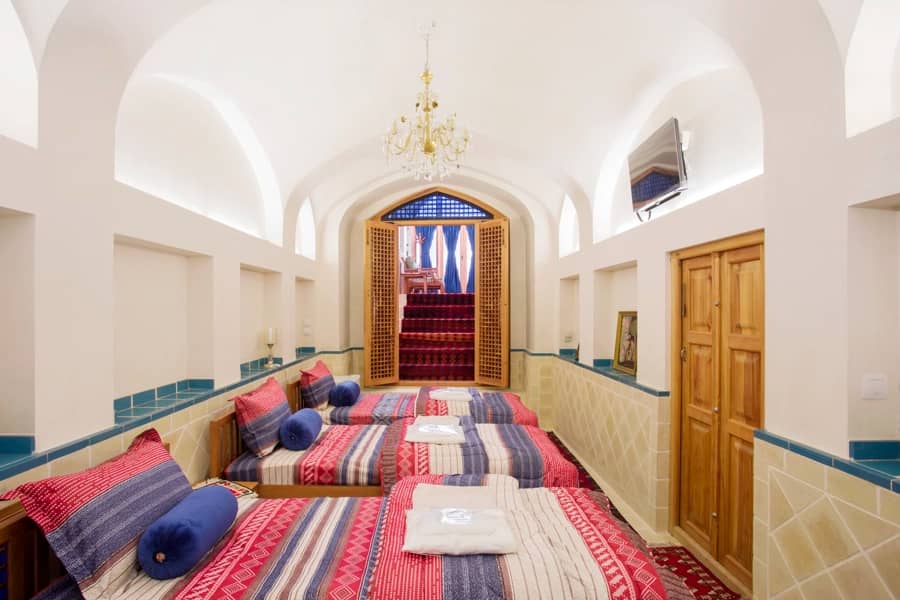 بوتیک هتل سنتی در کاشان - گلفام حیاط