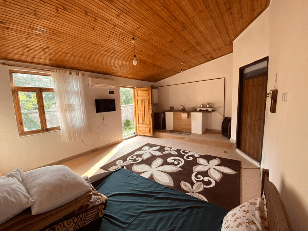 اقامتگاه بومگردی در روستا پشتاسرا سیاهکل - پایین محله سوئیت پایین محله