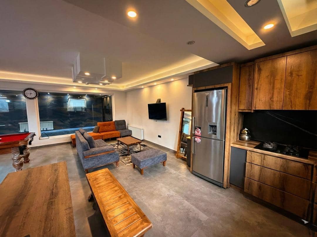 ویلا با استخر سرپوشیده و جکوزی آب گرم در روستای اکبر آباد چالوس  نما