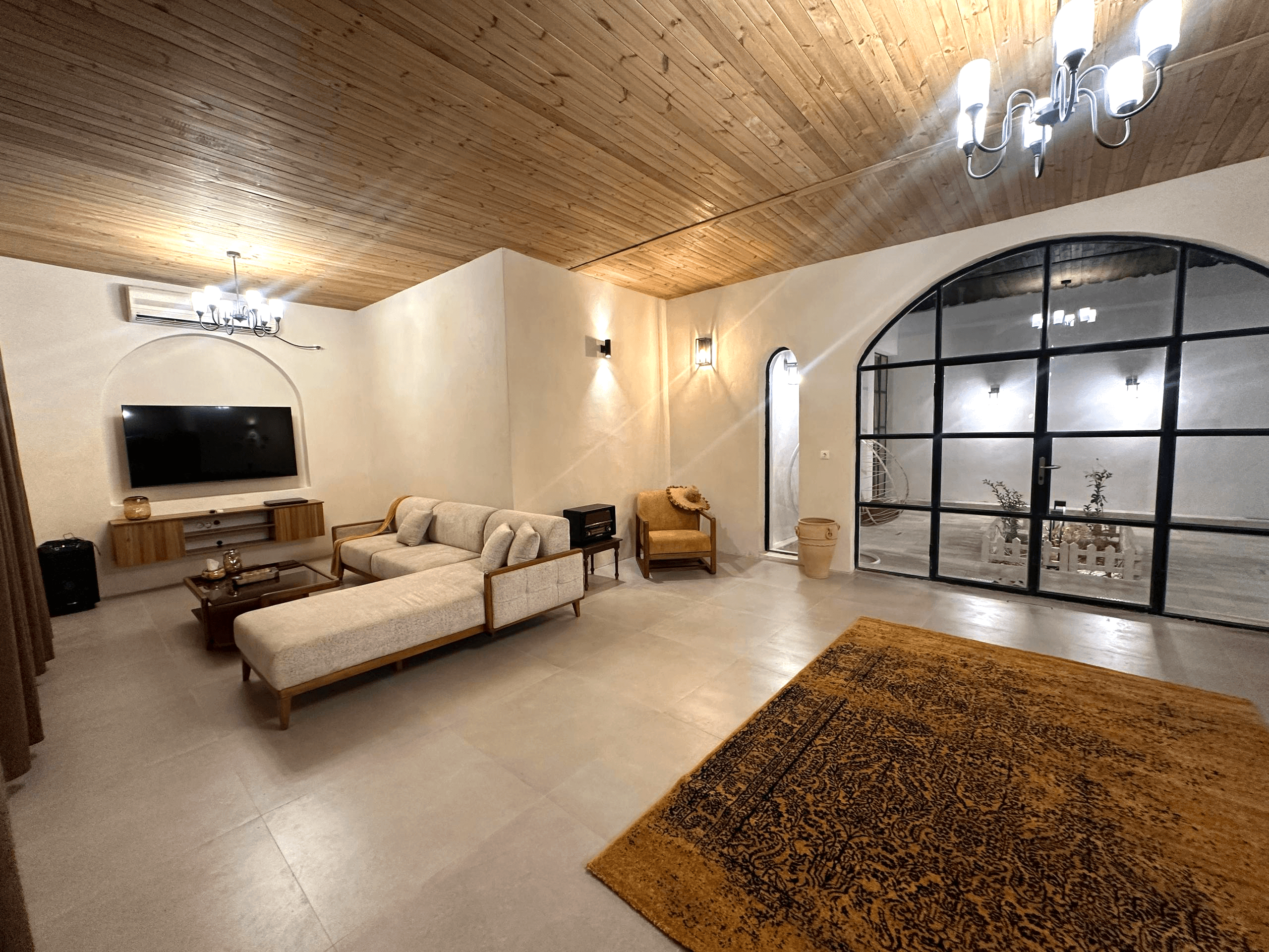 اجاره ویلا استخر روباز آبسرد نزدیک ساحل در طبل - قشم نما ویلا