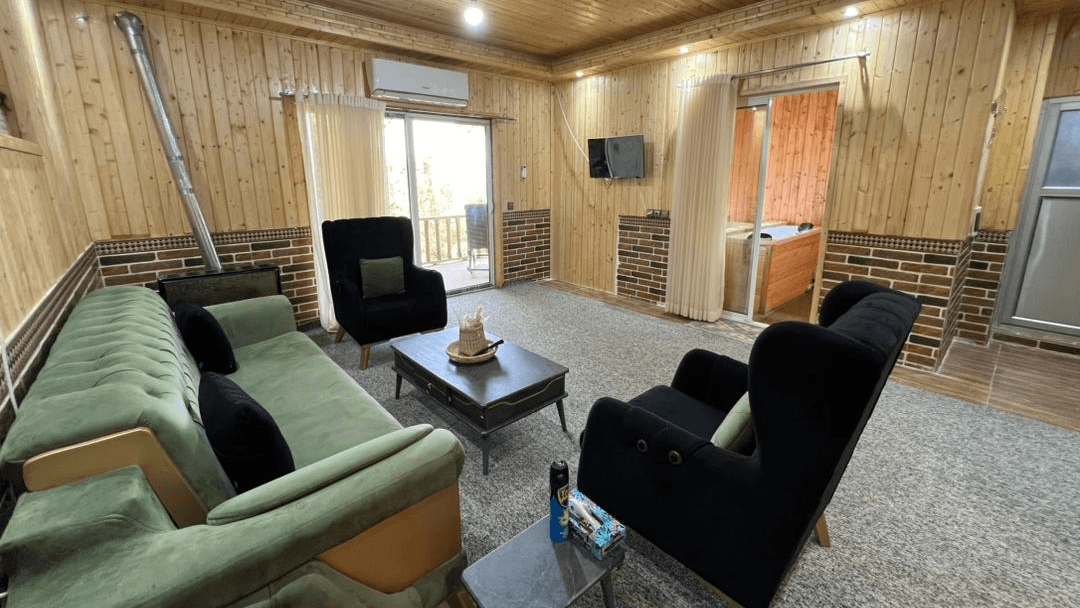 کلبه جنگلی جکوزی دار در روستا کبریاکلا - بابل نما کلبه