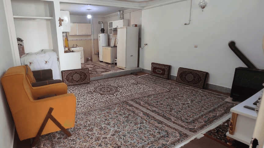 منزل ویلایی در سنندج - تکخواب سالن