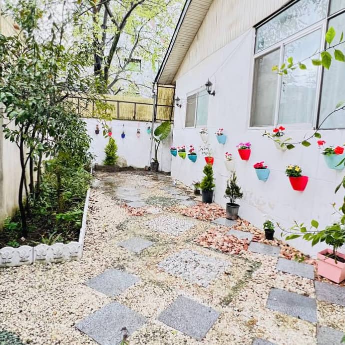 منزل ویلایی سه‌خواب در لاهیجان سالن