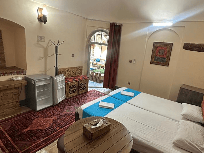  اجاره اقامتگاه سنتی در یزد - زعفران 102 محوطه