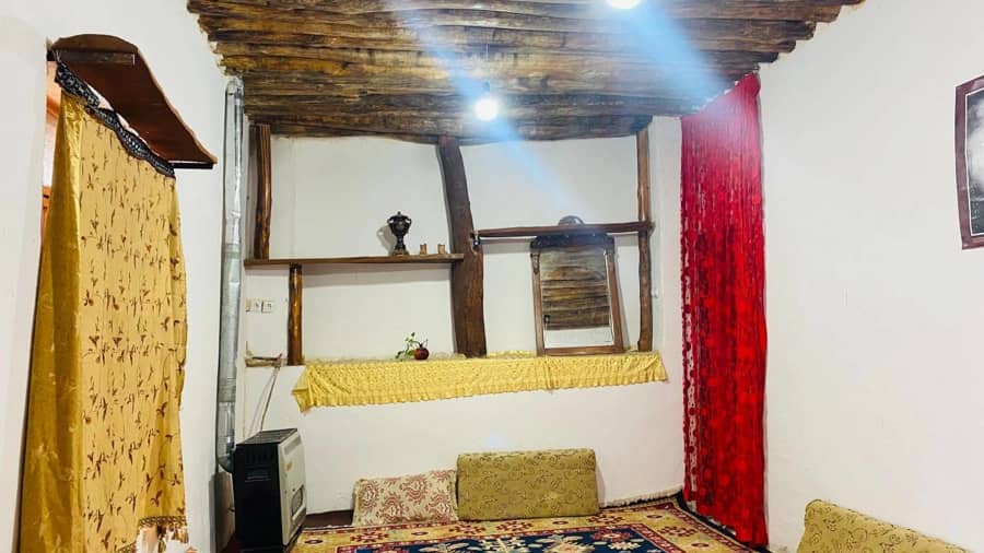 اجاره خانه سنتی درقلعه سرد دهدز - 18 متری نما اقامتگاه