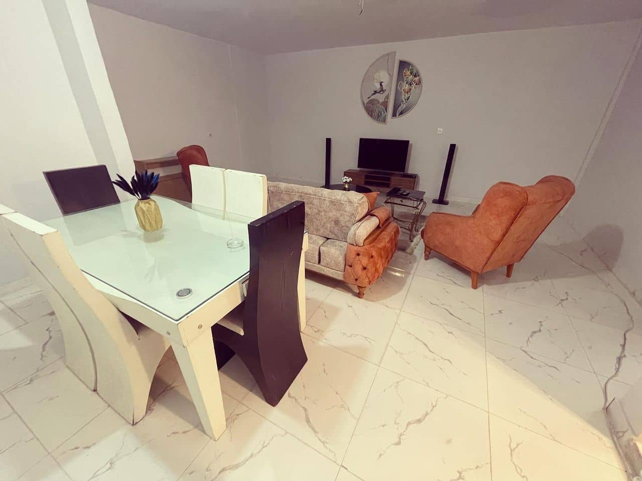 اجاره آپارتمان مبله یک خوابه در صادقیه - غرب تهران واحد 1 سالن