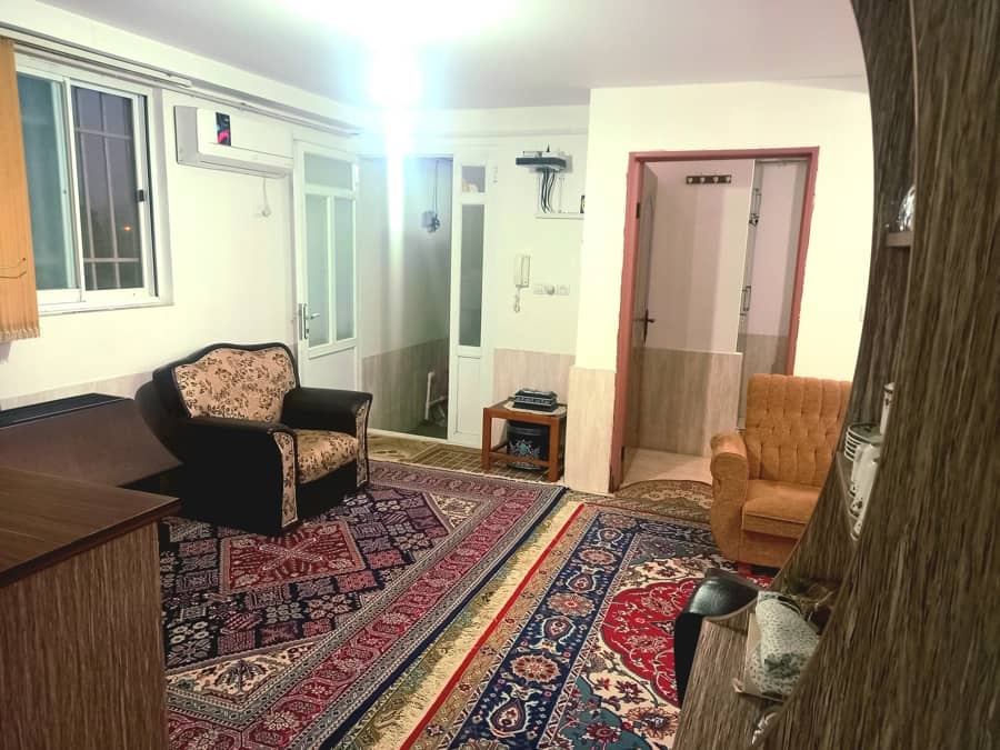 ویلا جنگلی در روستا سوستان لاهیجان - طبقه همکف  نما ویلا ، واحد همکف درب مجزا