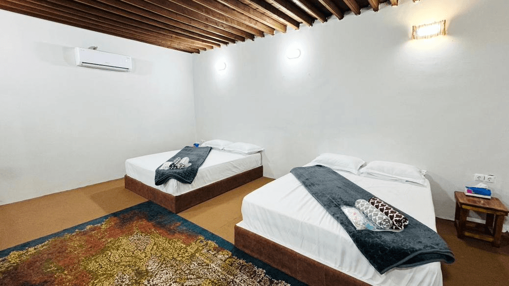 اقامتگاه بومگردی در روستای سهیلی - شقایق محوطه