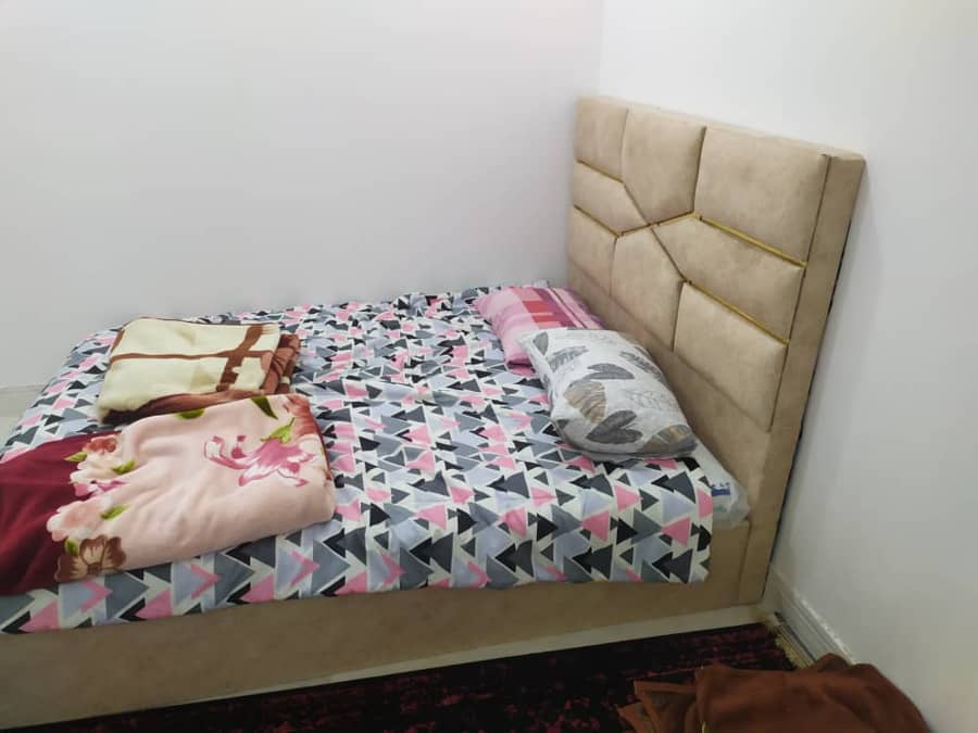 اجاره ویلا در نایبند روستا بساتین - 4 آلاچیق روف گاردن 