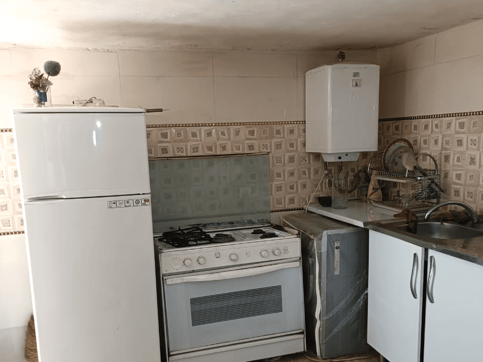 اجاره ویلا باغ استخرروباز در روستا اشکفت سپیدان - سوئیت داخل سوئیت