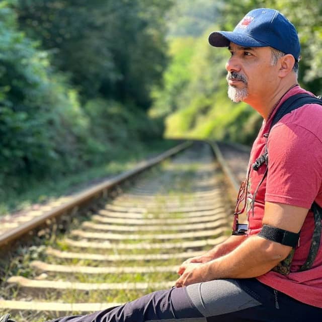 hostIntroImage-ابوالفضل سردشتی بیرجندی