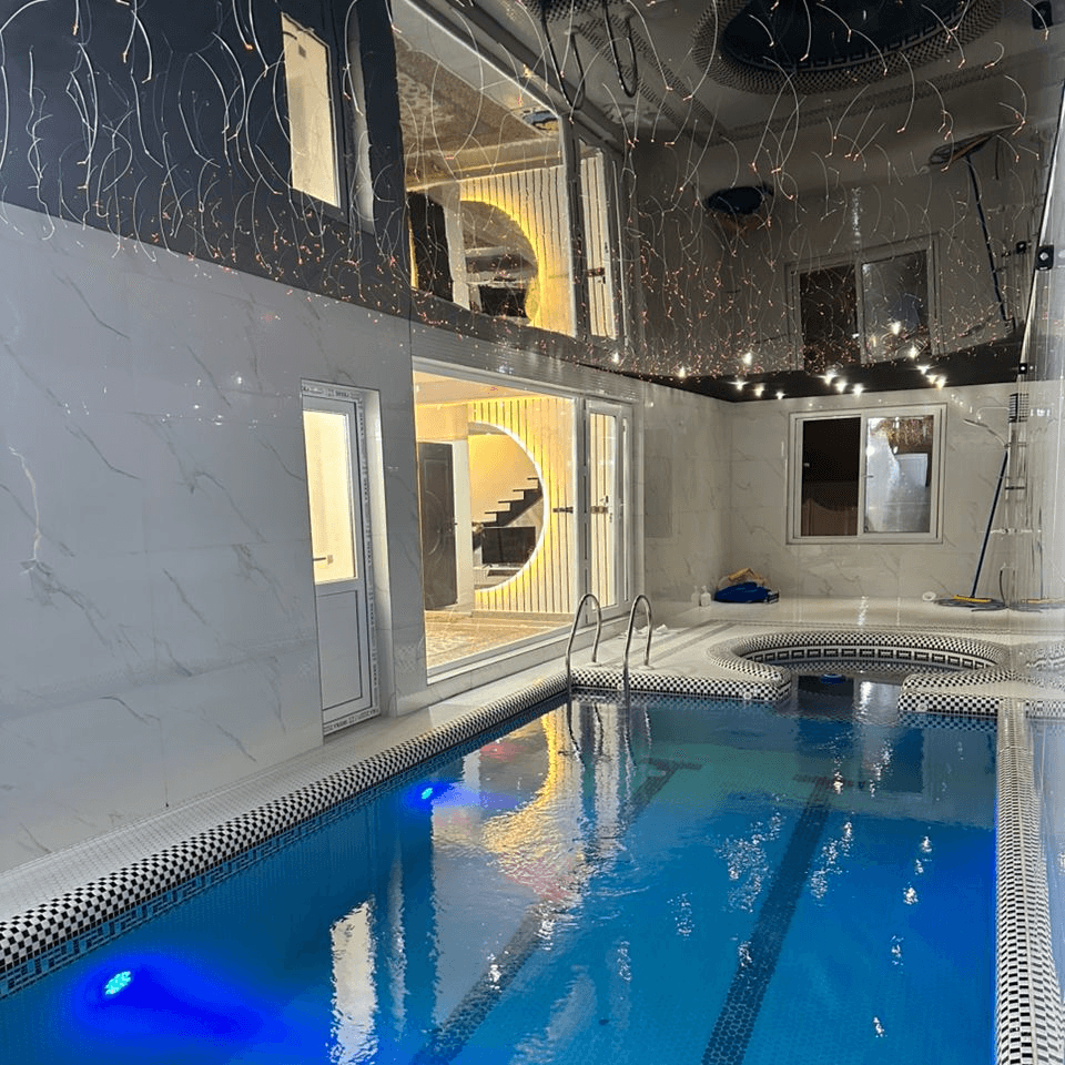 ویلا با استخر سرپوشیده آبگرم در روستای مازوپشته چالوس