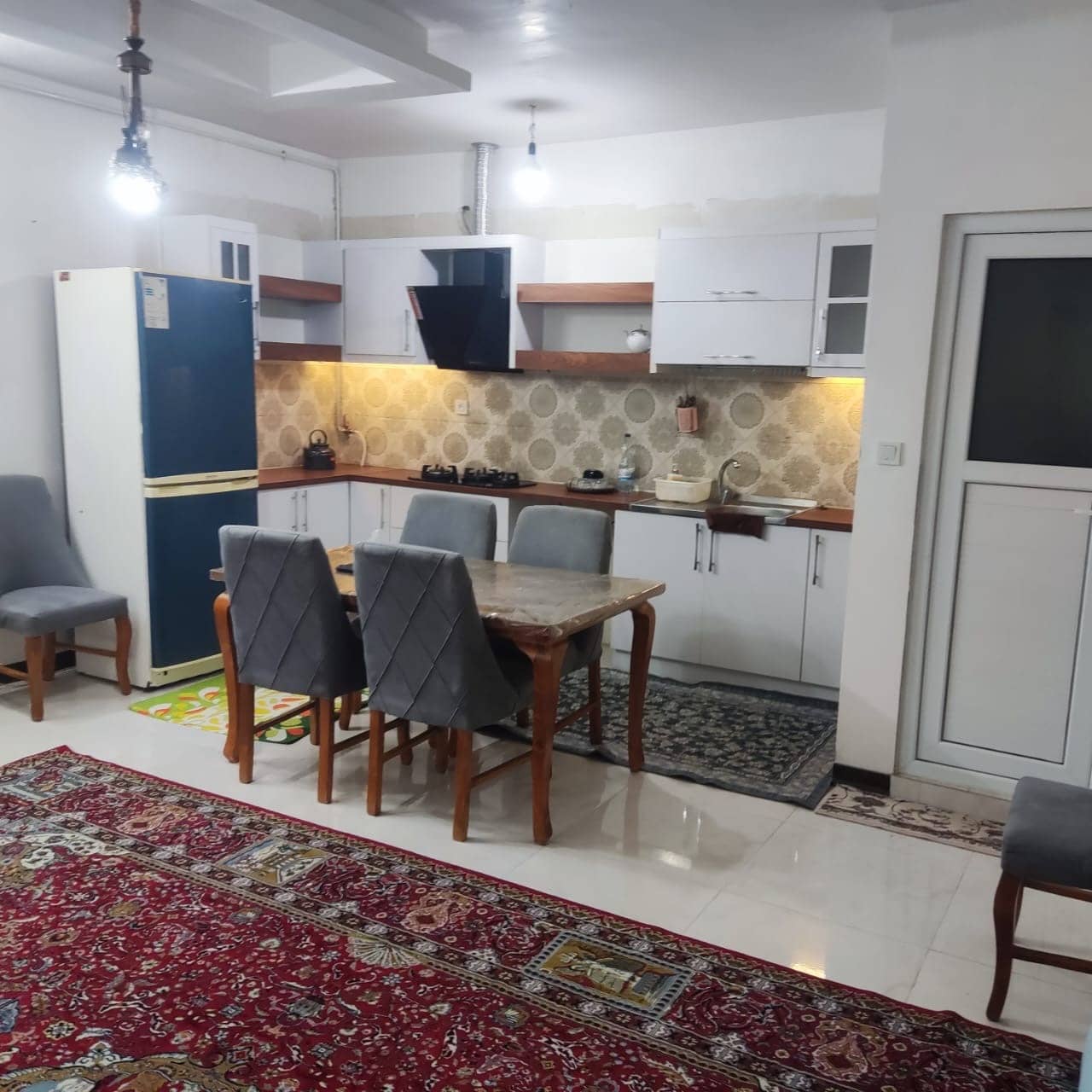 ویلا ساحلی تکخواب در میرود بابلسر آشپزخانه 