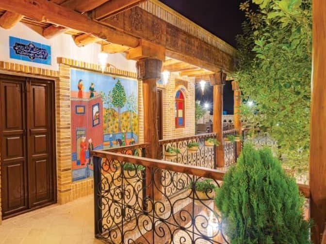 بوتیک هتل در شهر خرو نیشابور - کوشان تراس