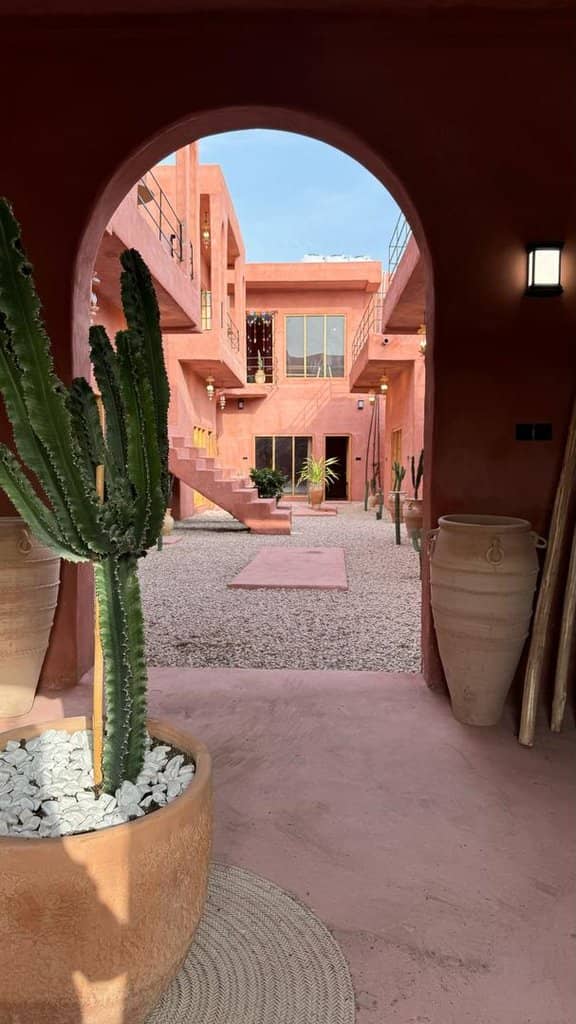 بوتیک هتل ساحلی در روستای سلخ قشم - دوتخته