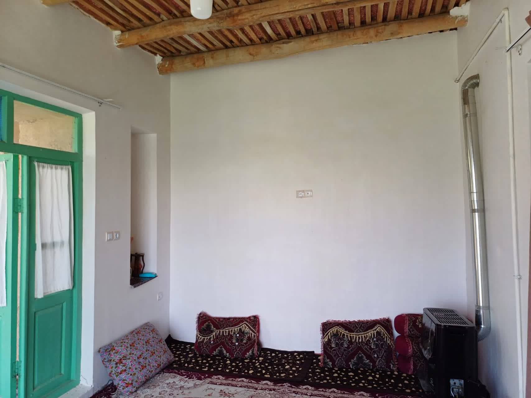 اقامتگاه بومگردی در روستا ویست خوانسار - 4 نما اقامتگاه 