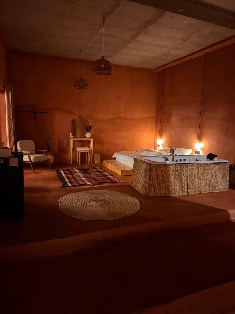 بوتیک هتل ساحلی در روستای سلخ قشم - چهارتختهvip