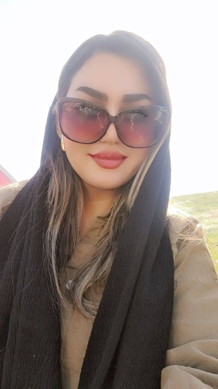 hostIntroImage-حوریه بزرگی حاج خواجه‌لو