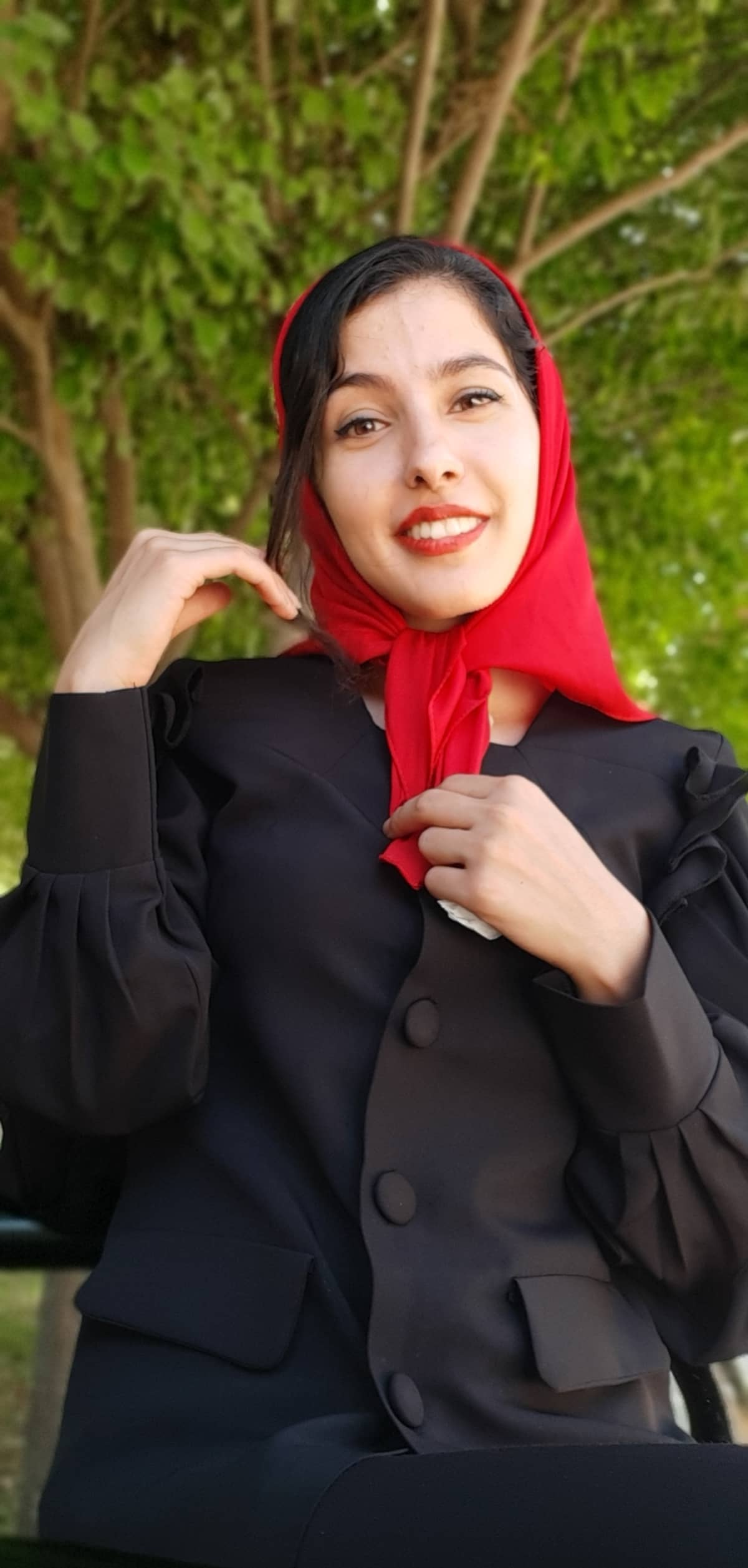 hostIntroImage-الهام وحیدیان