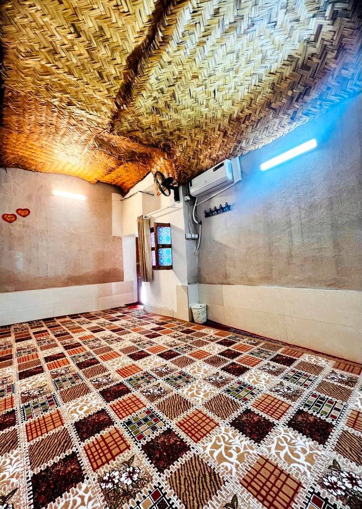 اجاره اتاق سنتی نزدیک ساحل در سیراف - سلیمان