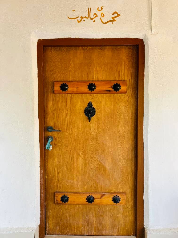 اجاره اتاق سنتی نزدیک ساحل در سیراف - جالبوت